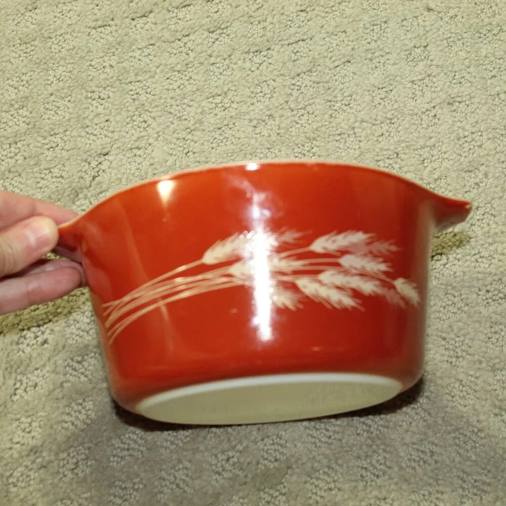 Pyrex Autumn Harvest Casserole Set Of 3 With Matching Lids #475B, #474B, #473B